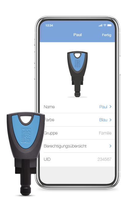 Zutrittsorganisation blueCompact Schluessel vor Smartphone deutsch